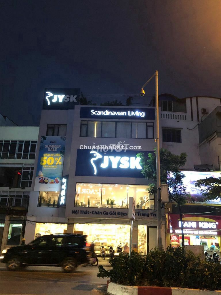 Tôi cần cho thuê nhà kinh doanh Nguyễn khang cầu giấy S=110m2*3T