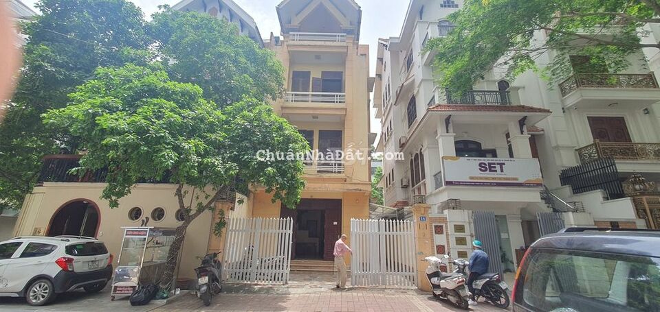 Cho thuê nhà biệt thự Trung Hòa Nhân Chính, Hoàng Đạo Thúy