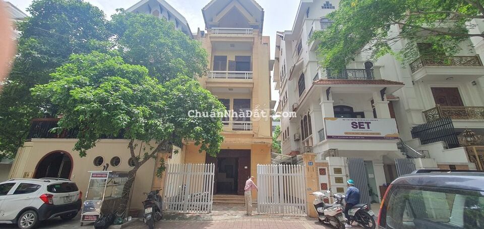 Cho thuê nhà biệt thự Trung Hòa Nhân Chính, Hoàng Đạo Thúy