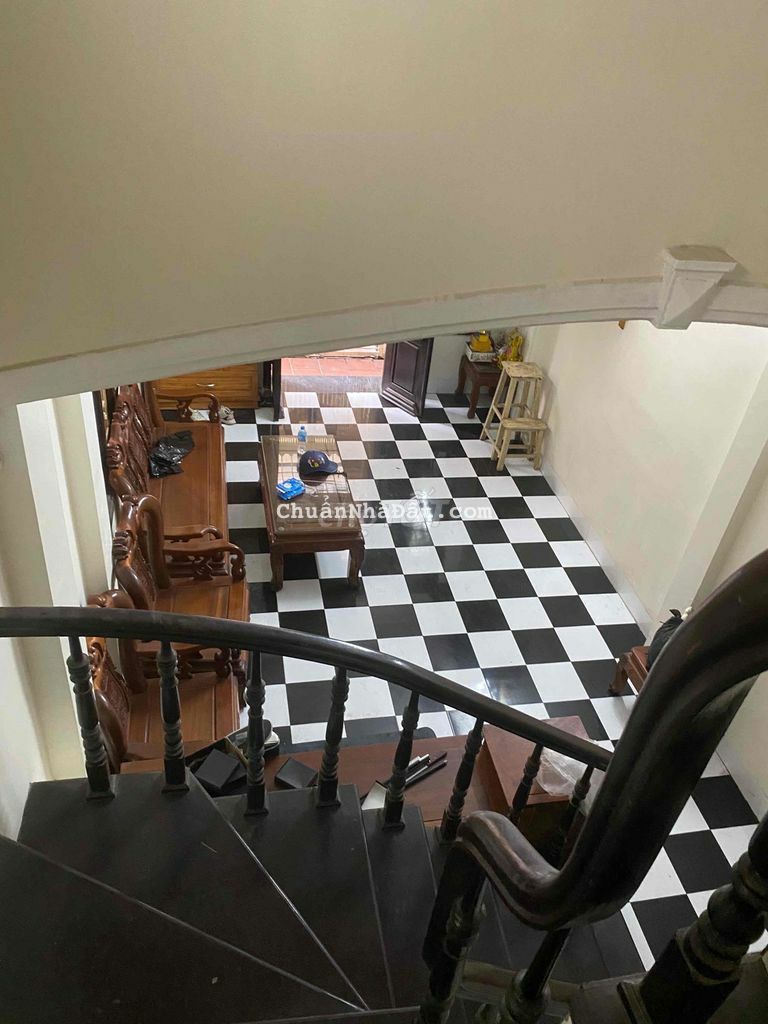 Cho thuê nhà trong ngõ 213 Trung Kính làm vpcty, kd online kết hợp ở.