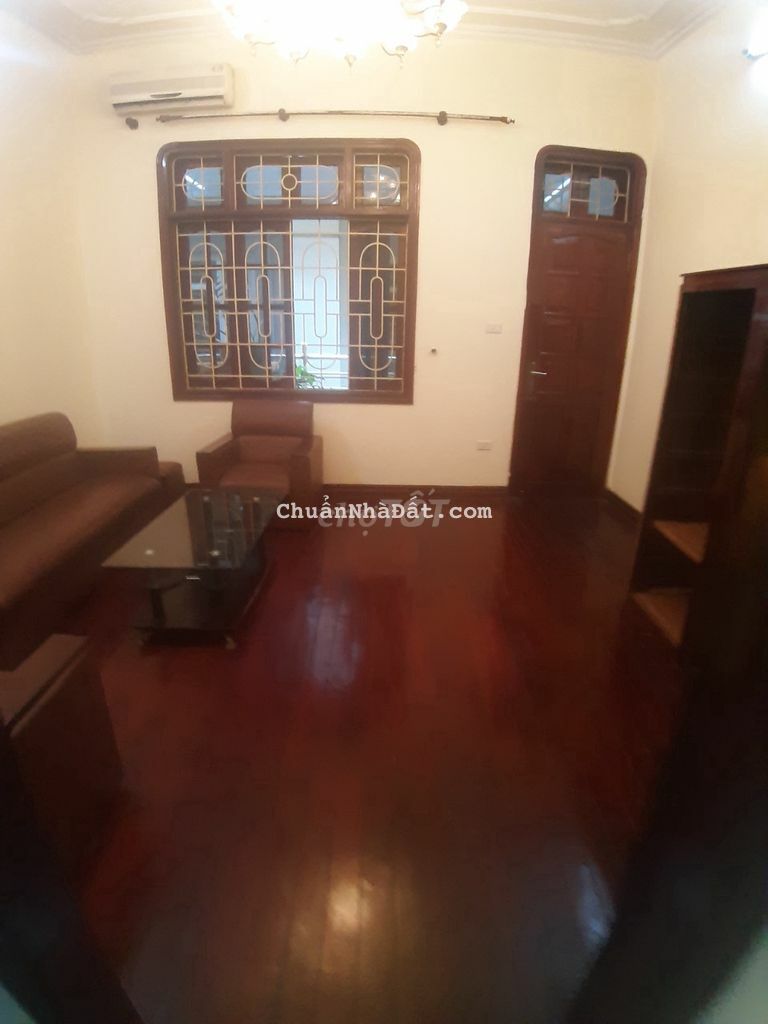 Nhà ngõ 3 phố Phạm Tuấn Tài, Diện tích 50m2 x 4 tầng, ô tô đậu cửa