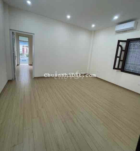 Cho thuê nhà ngõ 78 Duy Tân Cầu Giấy. 4 tầng giá 27 triệu