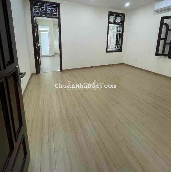 Cho thuê nhà ngõ 78 Duy Tân Cầu Giấy. 4 tầng giá 27 triệu