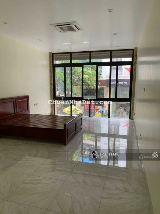 Cực hiếm! nhà Đỗ Quang 5 tầng, 3 làn ô tô, vỉa hè rộng, nhà mới, kinh doanh tốt, chỉ 18tr/th