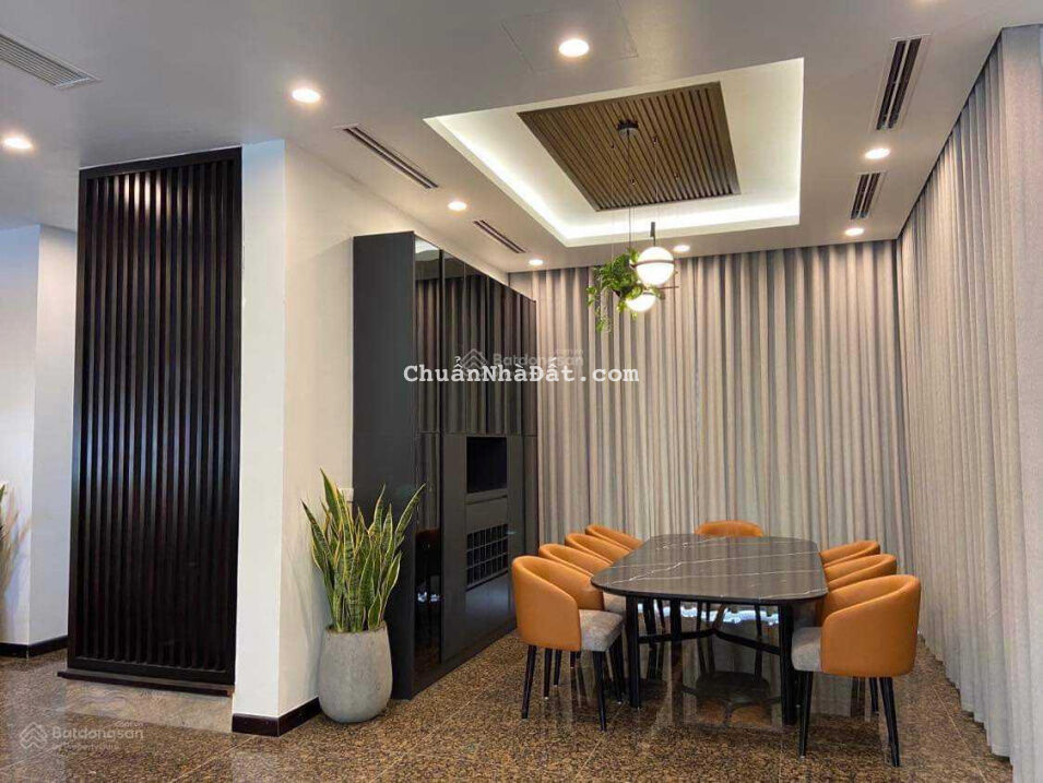 Cho thuê nhà Mạc Thái Tổ, 80 m2, 4 tầng, full nội thất xịn, giá 40 triệu/tháng