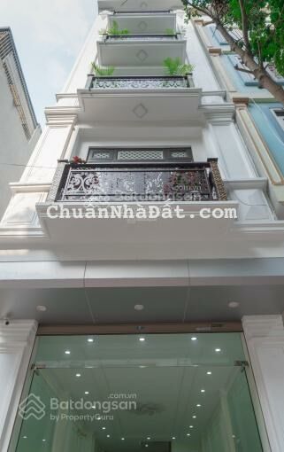 Cho thuê nhà ngõ 234 Hoàng Quốc Việt 95m2 x 4T ô tô đỗ cửa