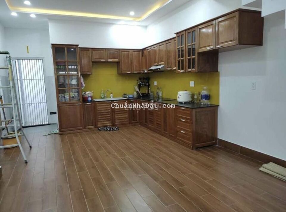 NHÀ ĐẸP 3 TẦNG MỚI MẶT TIỀN BÀU TRÀM 2 NỘI THẤT XỊN NHƯ HÌNH