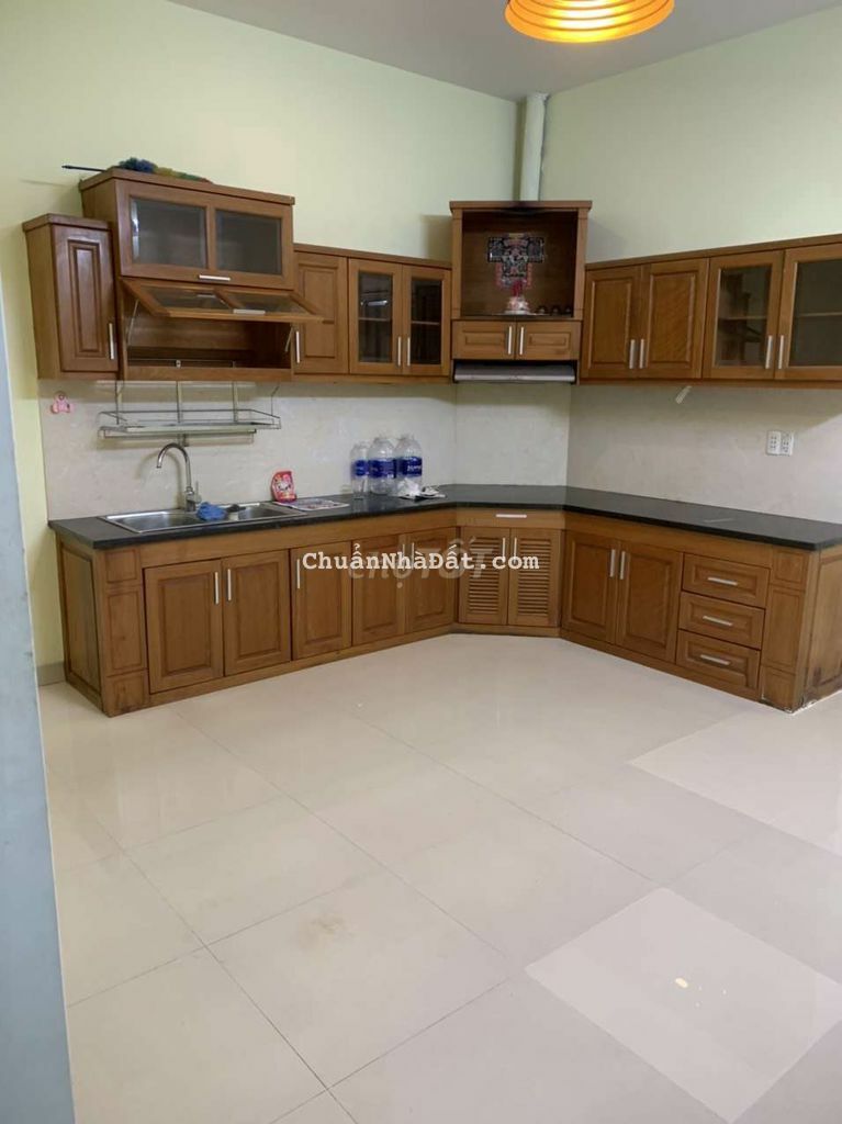 Cho thuê nhà 2,5 tầng sát lê đại hành ,cẩn lệ Cho thuê nhà 2,5 tầng sát lê đại hành ,cẩn lệ