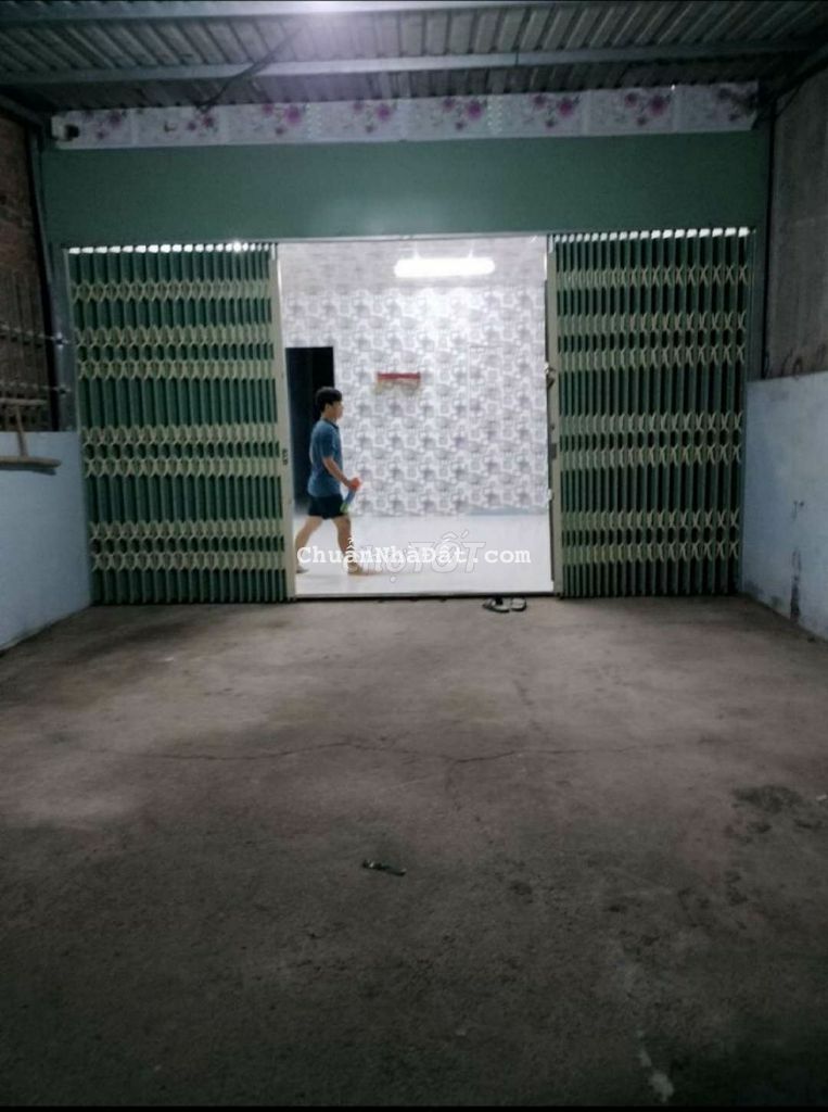 Nhà 100m² Cho thuê Gần Siêu Thị BigC Go Dĩ An, Giá 5tr/th