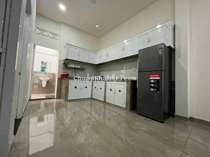 Cho thuê nhà gần cấp 123 DĨ An.