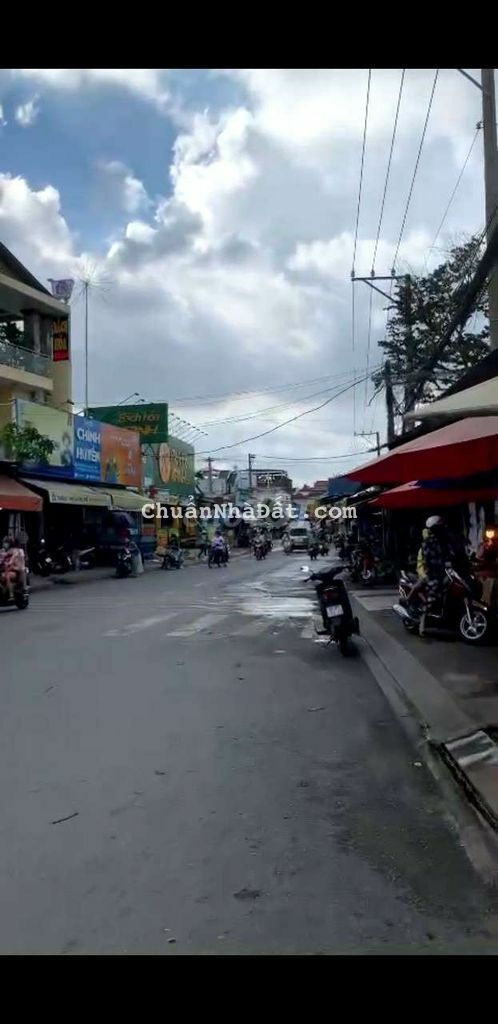 Cho thuê kiot ngay chợ tự phát đoàn thị kia dĩ an Bình Dương