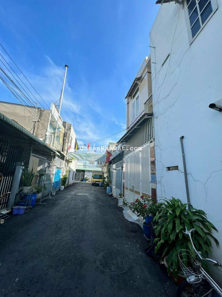 Cho thuê nhà gần ngã 3 ông xã.Dt 45m2 2 ph ngủ