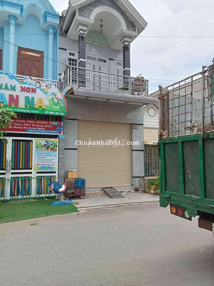 Cho thuê nhà lầu dt 60m gần bến xe Tân Đông Hiệp