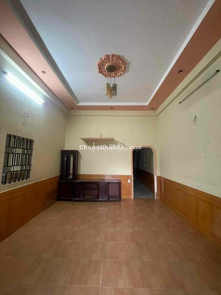 CHO THUÊ NHÀ CẤP 4 XÓM NGHÈO - ĐƯỜNG NHỰA THÔNG