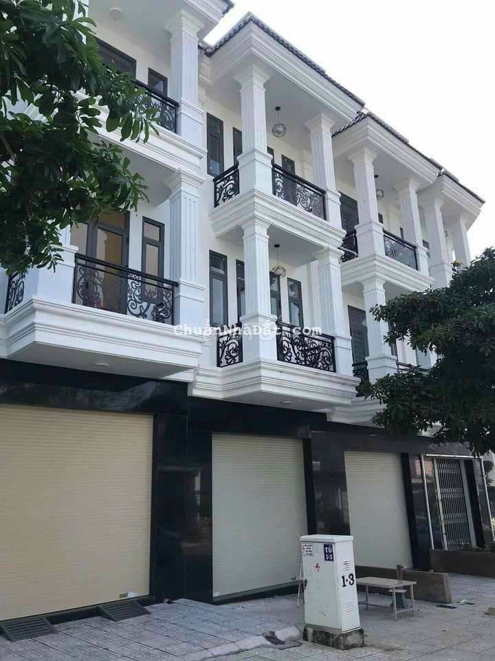 Nhà 1 trệt 2 lầu gần vòng xoay an phú thuận an