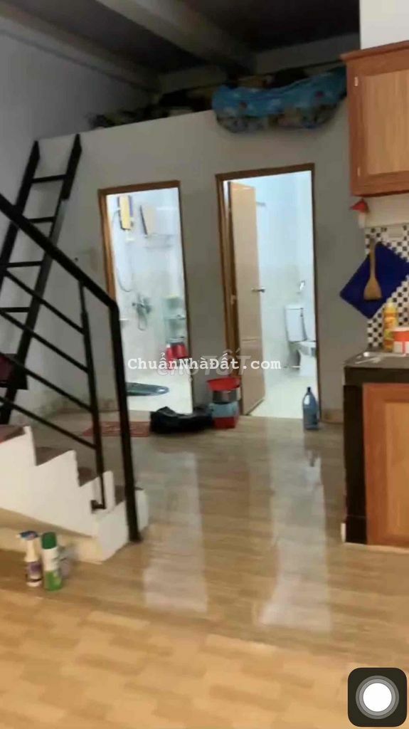 nhà lầu trệt 78m2 5p ngủ đường nhưa đậu xe hơi ok ngã tư chiêu liêu