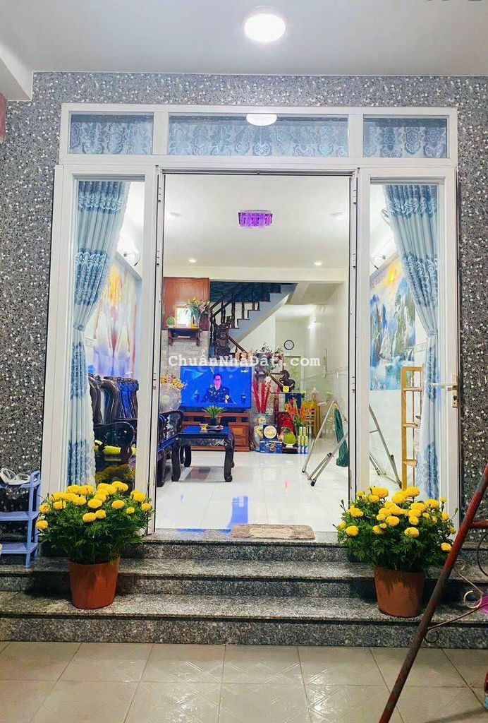 Nhà 84m gần chợ dĩ an dĩ an