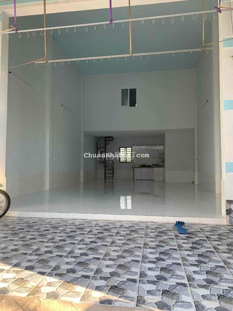 Cho Thuê Nhà Ở Hoặc Làm Kho Hàng Gần Trung Tâm Hành Chính Tp Dĩ An