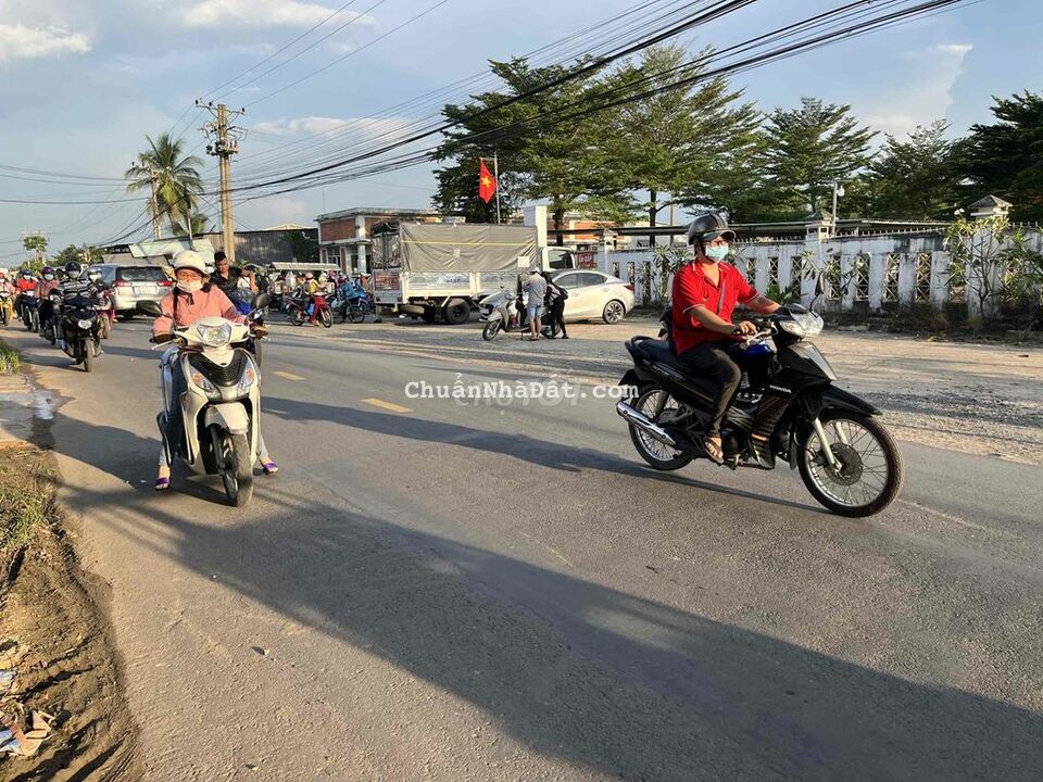 NHÀ Ở CÓ SẴN NỘI THẤT D.TÍCH 6x50Mét, ĐƯỜNG HƯƠNG LỘ 2 XÃ PHƯỚC ĐÔNG