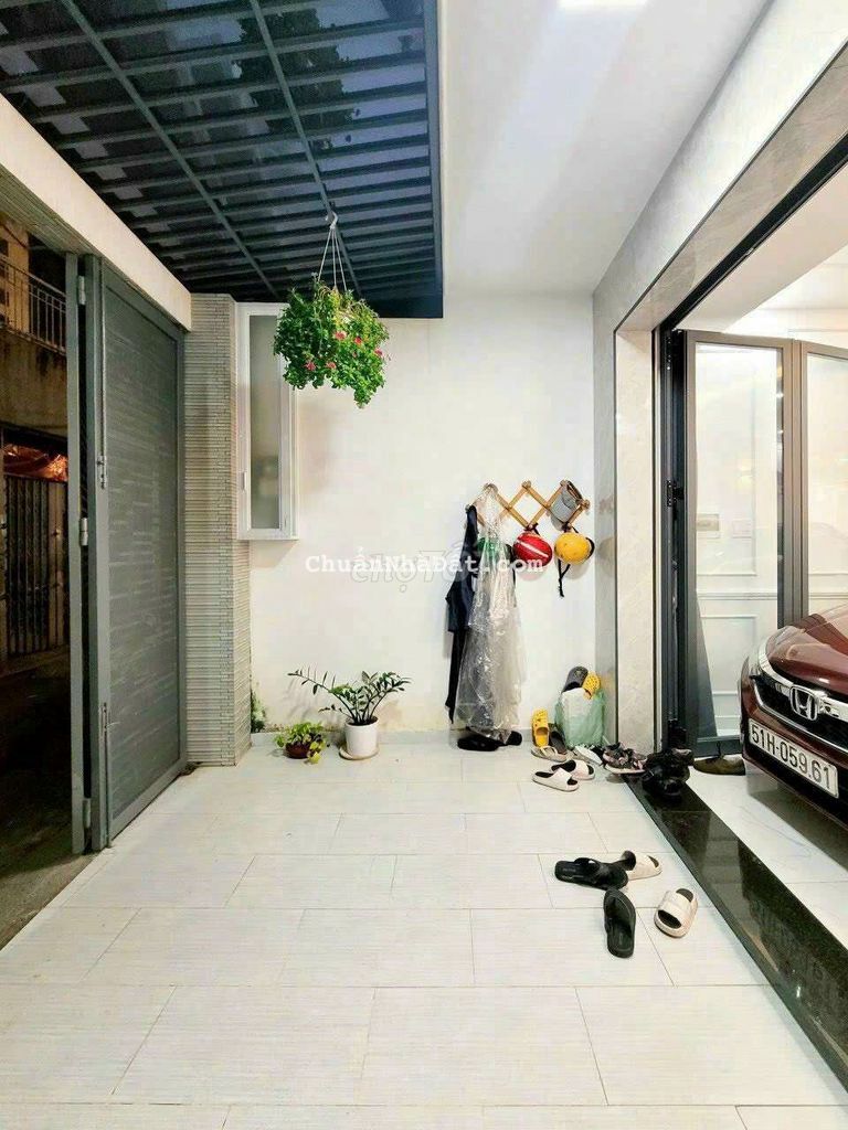 Nhà mới funl nội thất hẻm thông