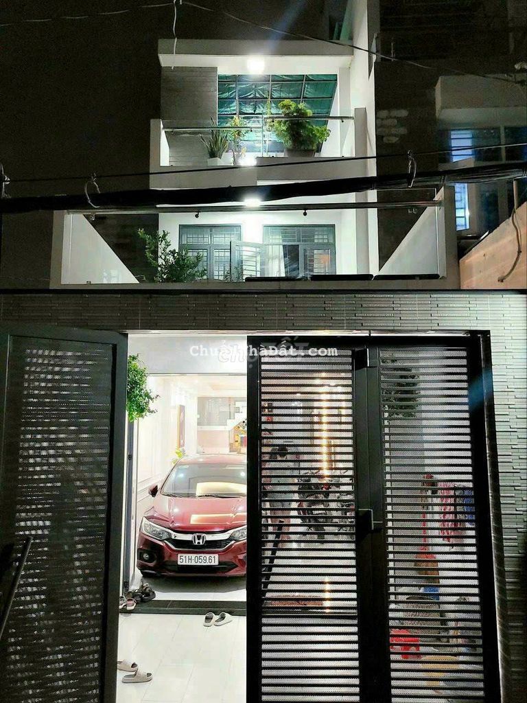 Nhà mới funl nội thất hẻm thông