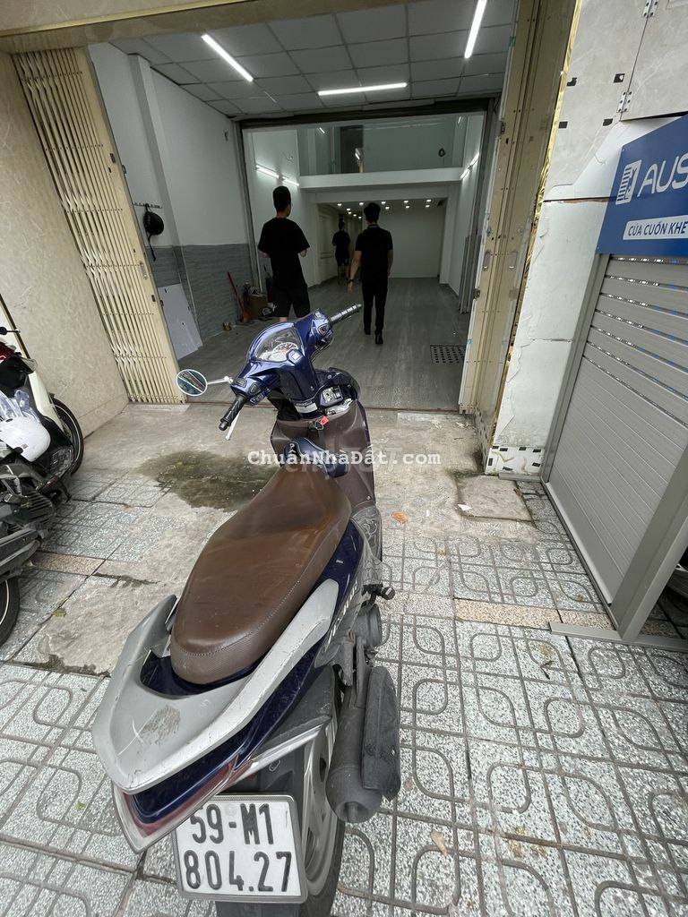 NHÀ CHO LÀM CHDV 3 LẦU 9PN 4WC MẶT TIỀN KD PHAN VĂN TRỊ GẦN CO.OP MART