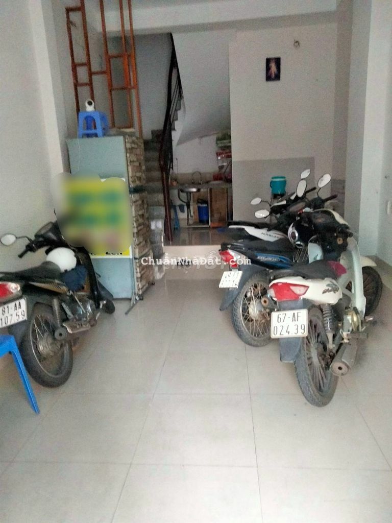 NHÀ 4 LẦU 3PN 4WC MẶT TIỀN PHẠM VĂN ĐỒNG VỊ TRÍ ĐẸP Ở VÀ K.DOANH TỐT