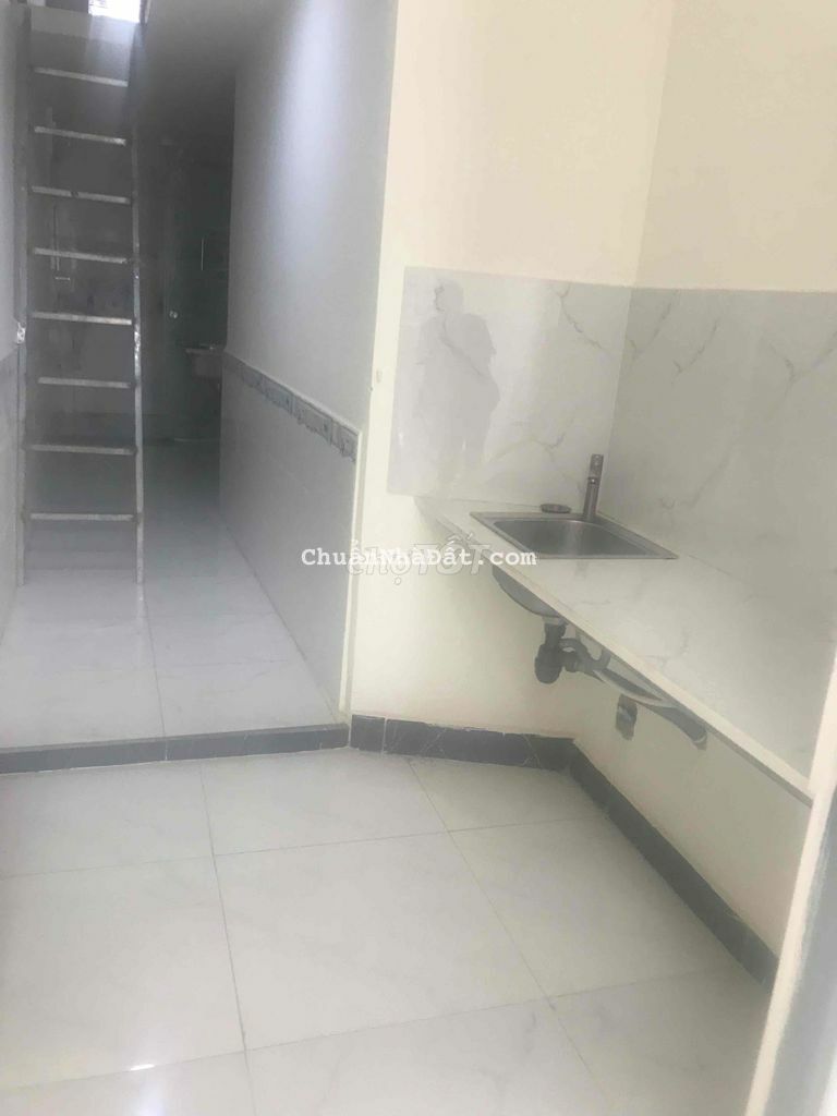 nhà nguyên căn.dt.35m2. p9. gò vấp