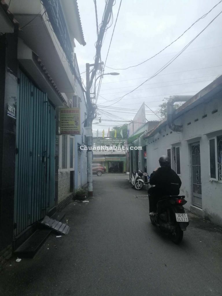 Nguyễn văn khối 3*11m NH 3,5m 1lầu 2pn 2wc máy lạnh