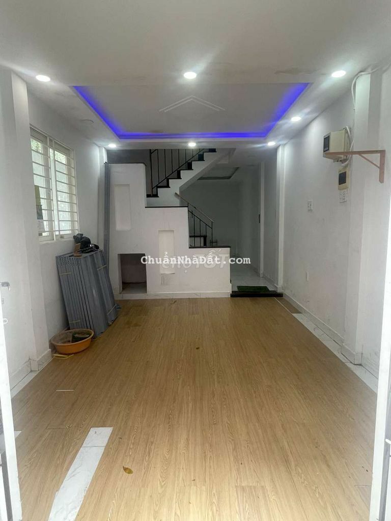 Cho thuê nhà đẹp giá rẻ - căn góc hẻm- nguyễn văn khối p8 gv