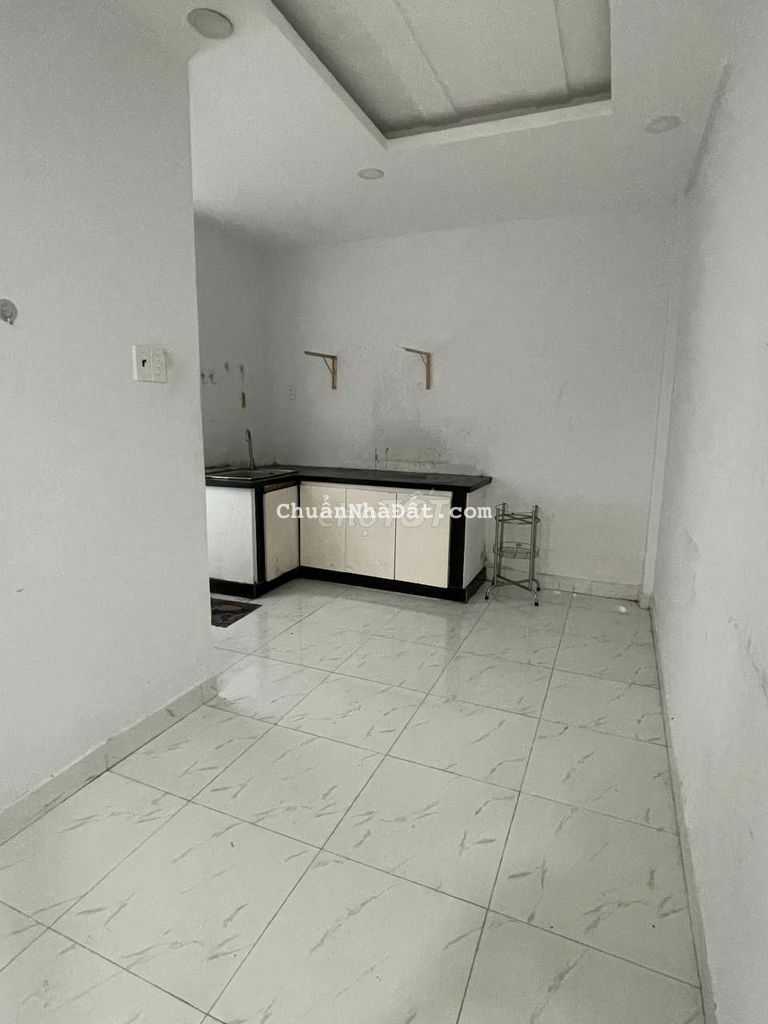 Cho thuê nhà đẹp giá rẻ - căn góc hẻm- nguyễn văn khối p8 gv