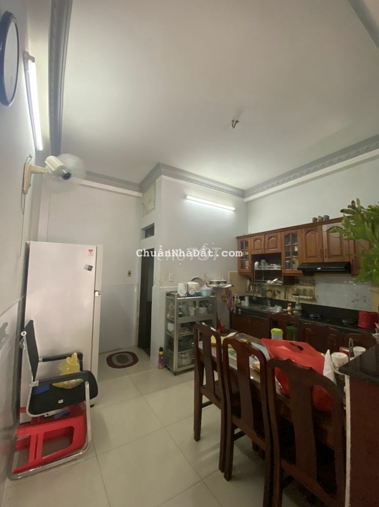 NHÀ HẺM XE HƠI 3PN2WC, ĐẦY ĐỦ NỘI THẤT, 1 TRỆT 2 LẦU