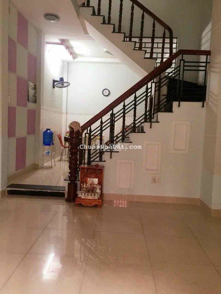 Cho thuê nhà hẻm xe hơi đường Phan Huy Ích,P14 gần ngã 4 Quang Trung