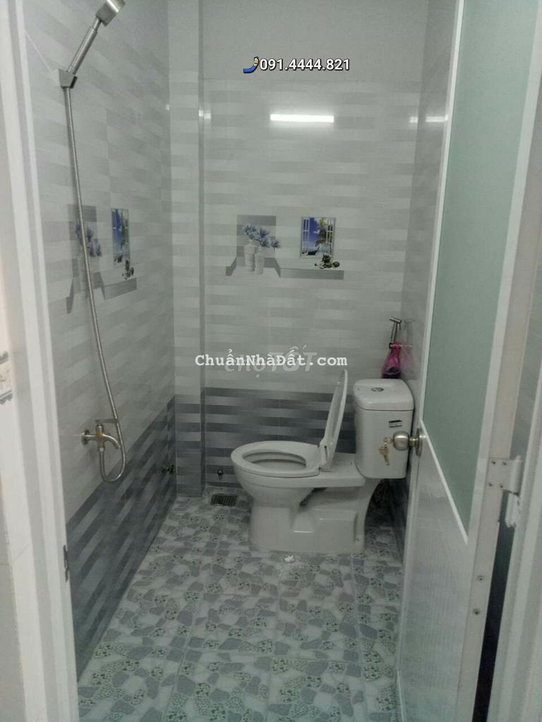 4x12 1 trệt 1 gác gần chợ Xóm Mới 4x12 1 trệt 1 gác gần chợ Xóm Mới