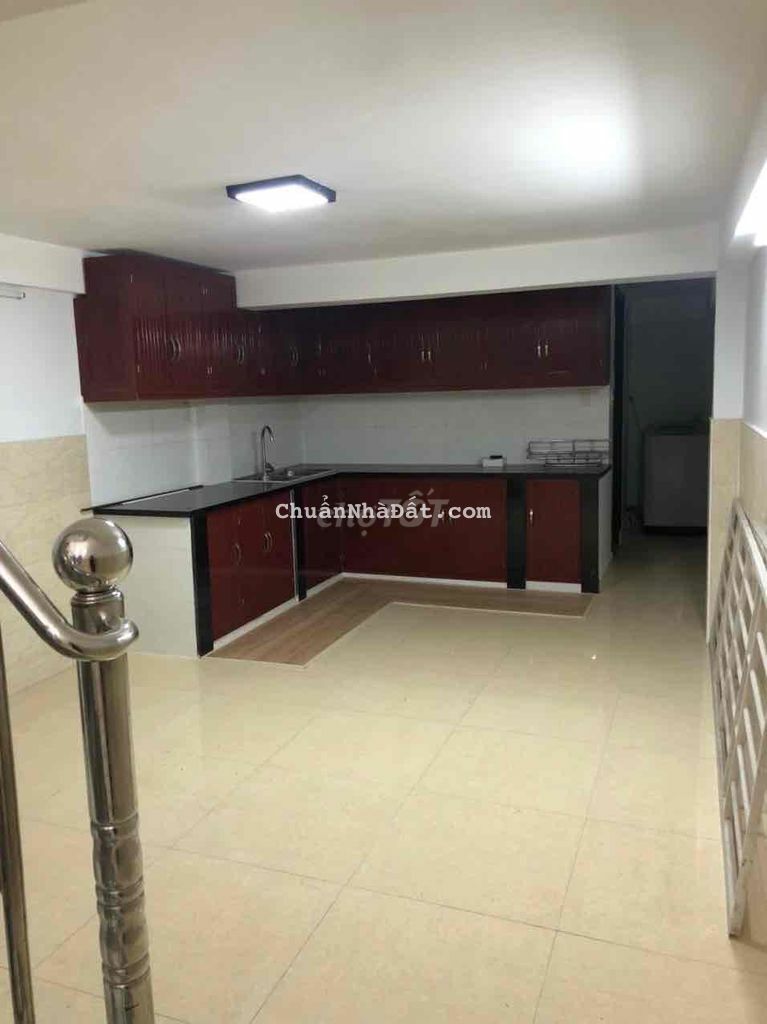 Trệt lửng 1 lầu 3,6x17m có 3PN, 3WC Quang Trung P10 giá chỉ 14 triệu