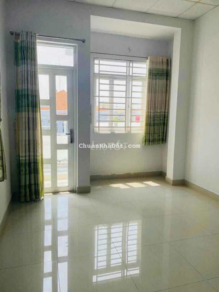 Nhà cho thuê gần công viên làng hoa Hẻm 5m,P9, GV.