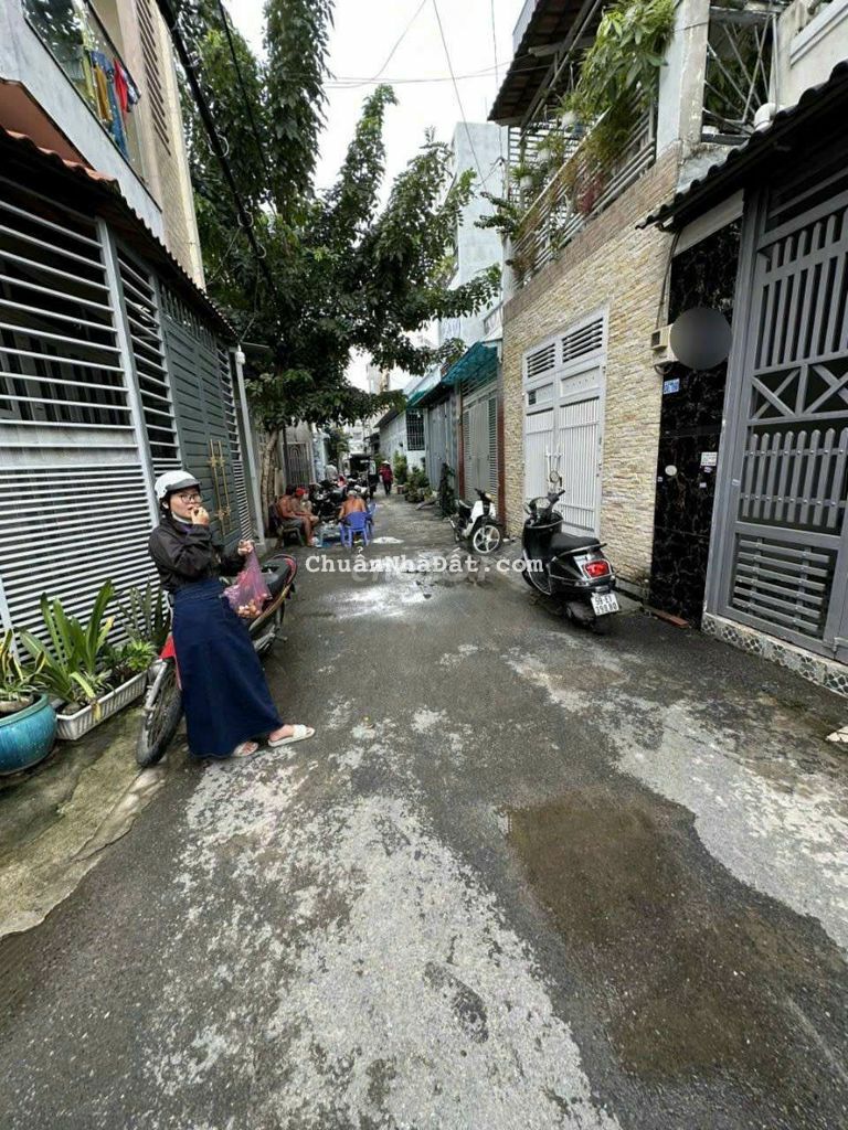 Cho thuê nguyên căn 3pn.nhà đẹp.đường Lê Đức Thọ p13 gò vấp