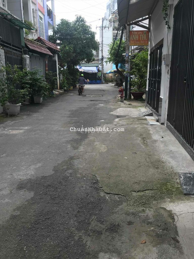 nhà nguyên căn trệt 2lau.3pn.2vs.dt.70m2. p14. gò vấp