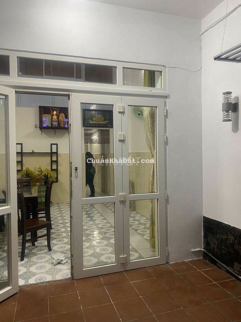 Nhà nguyên căn mới đẹp 4x18 quang trung p8 gò vấp giá 7tr 2 phòng ngủ