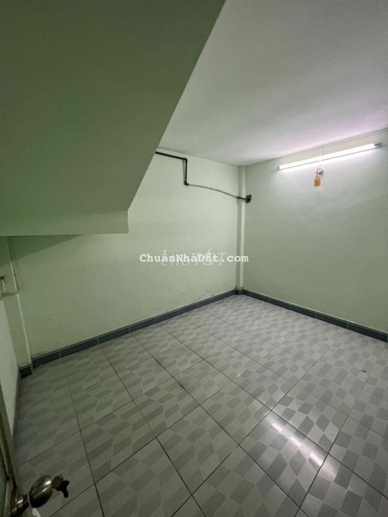 Nhà nguyên căn mới đẹp hẻm xe hơi 1/ đs8 p11 gò vấp 2pn giá 7tr