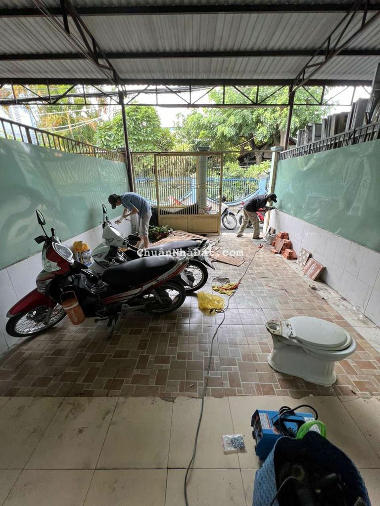 Nhà nguyên căn ngay trường học phan chu trinh p16 gò vấp 4x18 có sân