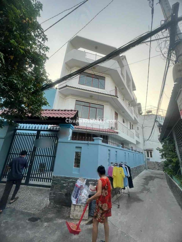 Cho thuê căn gốc đúc 3 lầu