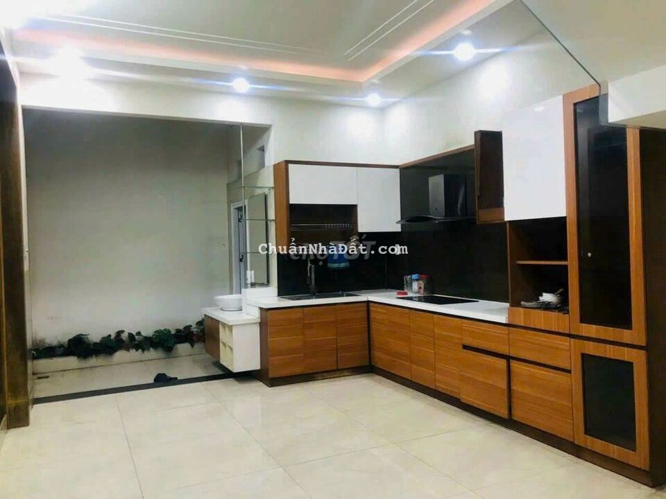 Nhà hẻm Lê Văn Thọ p9, 4x20m, 2 lầu, 3pn, sân thượng