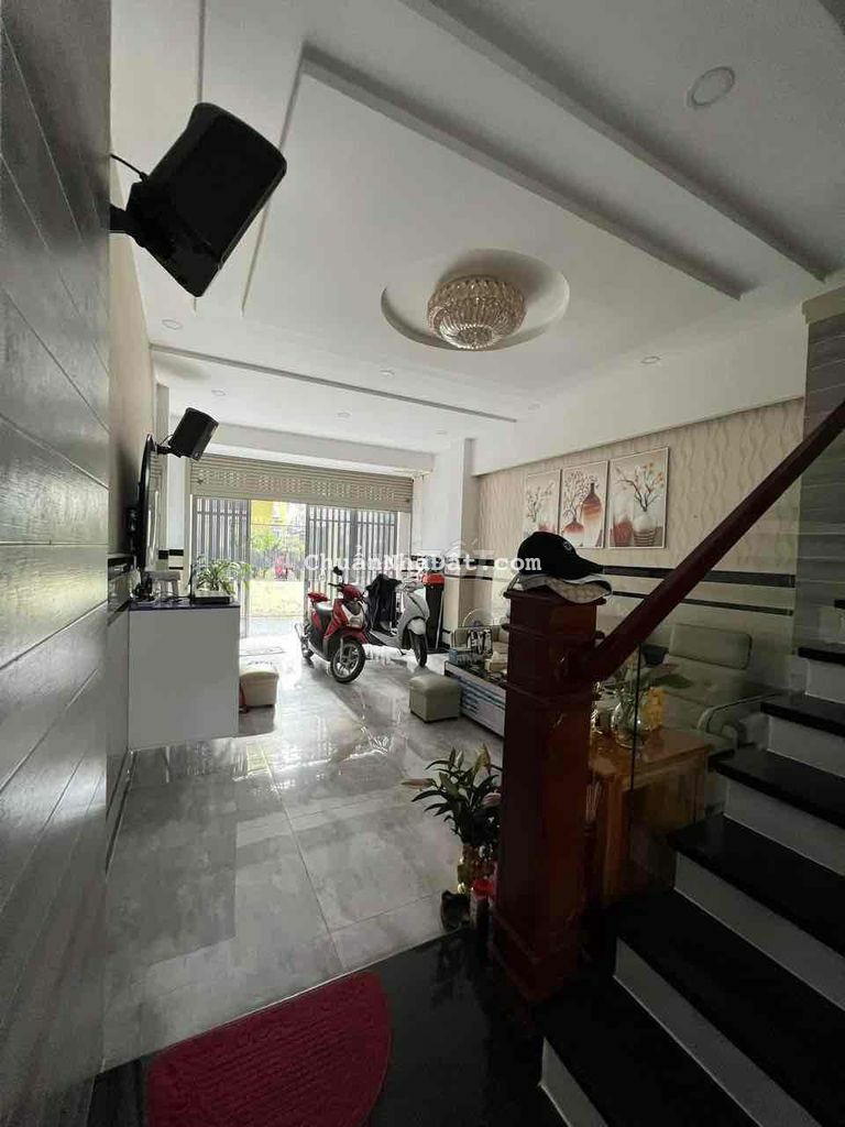 Nhà Hẻm Xe tải 29/ Lê Đức Thọ (1 trệt 3 Lầu ) P.7 sát sân Tennic