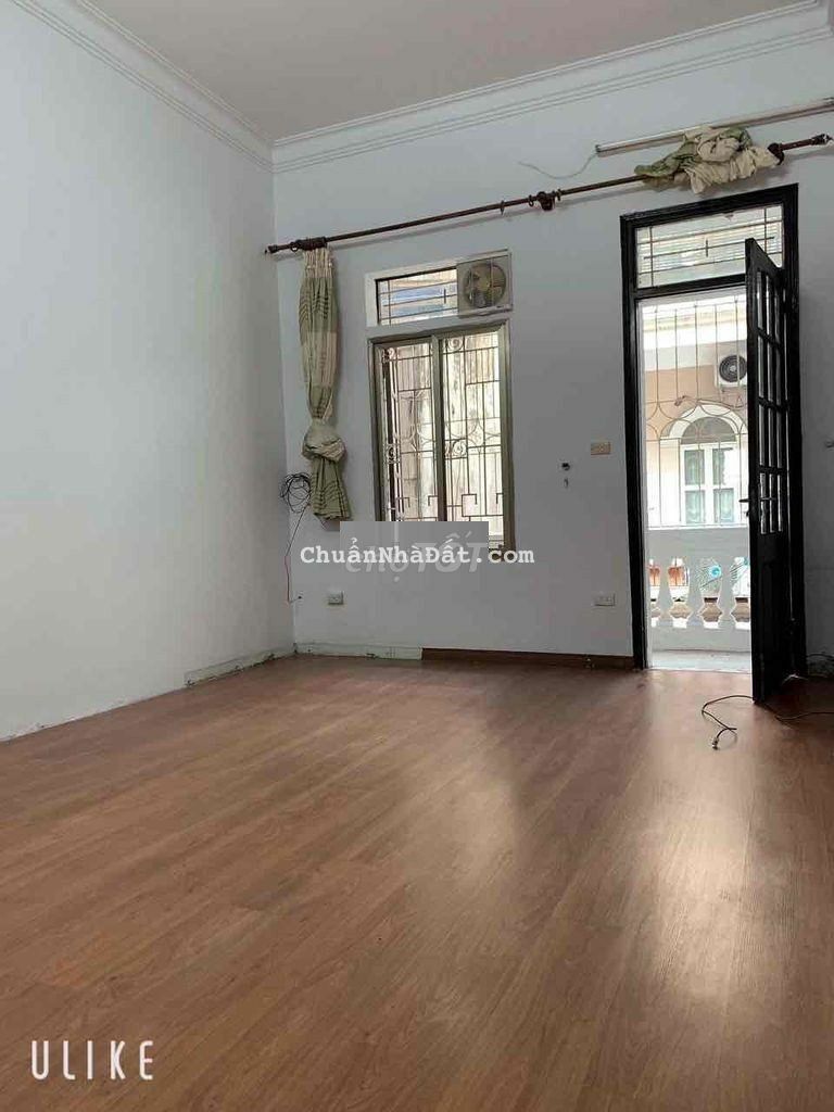 Cho thuê nhà 3 tầng Hồng Mai, Hai Bà Trưng, 2 ngủ