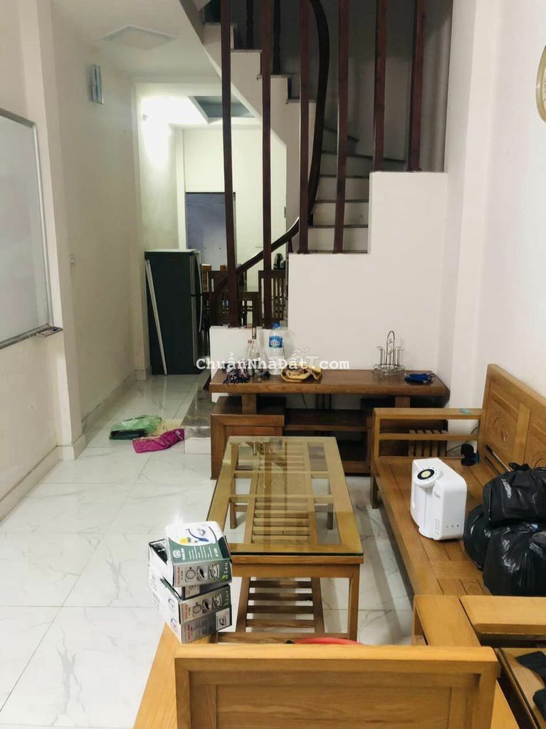 Cho thuê nhà NGŨ NHẠC, Nguyễn Khoái, Hoàng Mai, 4 tầng mới đẹp Cho thuê nhà NGŨ NHẠC, Nguyễn Khoái, Hoàng Mai, 4 tầng mới đẹp