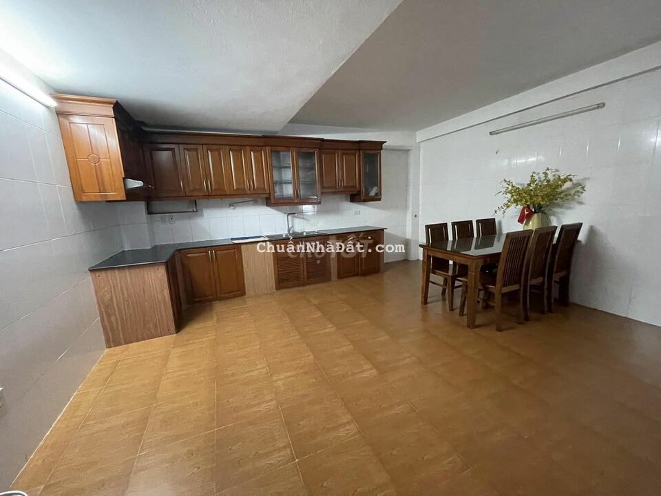 Nhà Lê Lợi-Hà Đông,. Phù hợp ở gia đình, KD online 11tr.