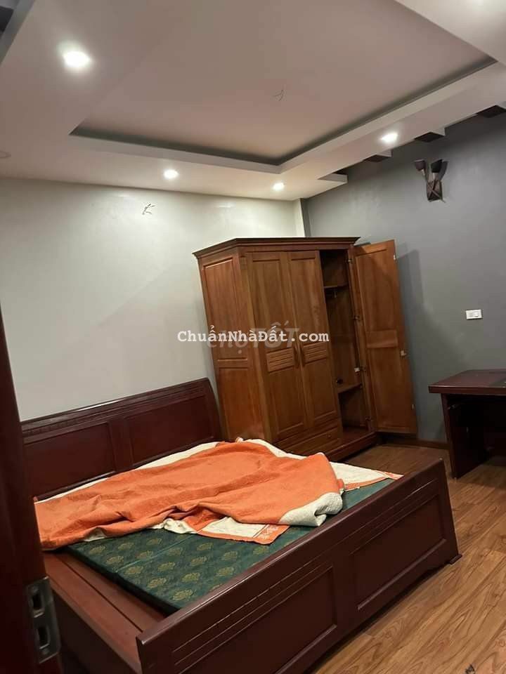 Nhà liền kề khu đô thị Văn Khê 5 tầng full đồ 18tr.