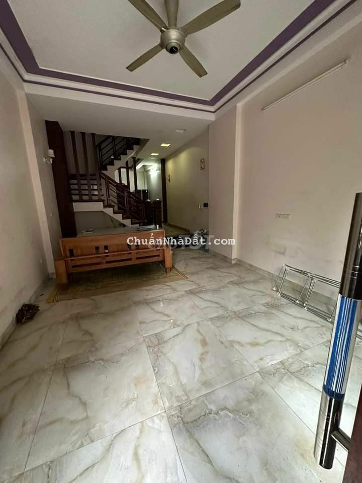 Nhà liền kề khu đô thị Văn Khê 5 tầng full đồ 18tr.