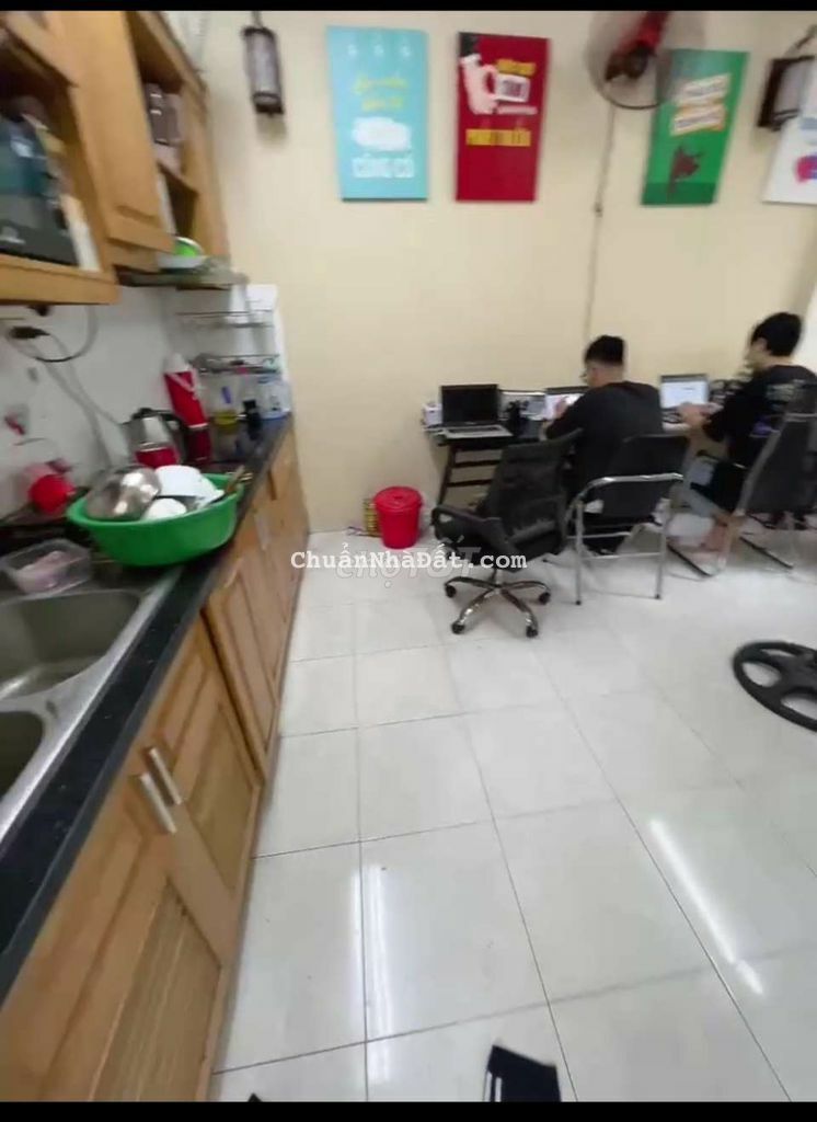 Cho thuê nhà Thanh Bình Hà Đông 6 tầng + 3 ngủ Cho thuê nhà Thanh Bình Hà Đông 6 tầng + 3 ngủ